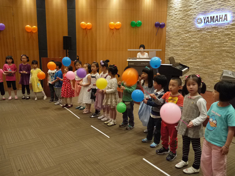 新宝GG音乐中心上海静安总店“欢度六一新宝GG的节日”音乐会成功举办 