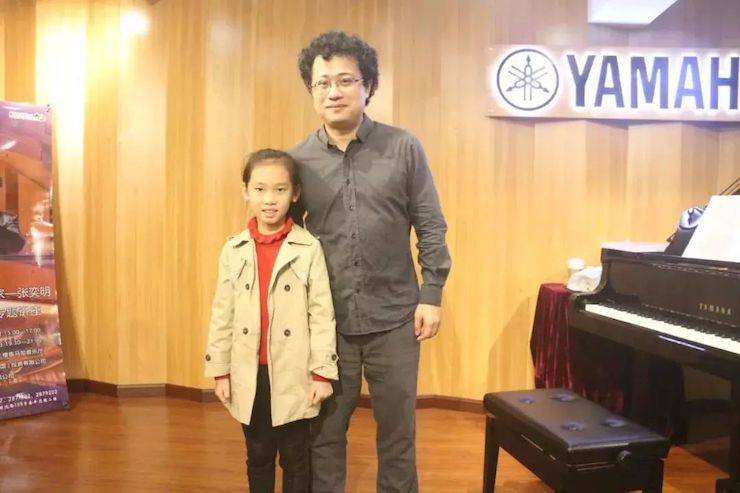 活动回顾 | 新宝GG特邀艺术家张奕明博士钢琴独奏音乐会暨专题讲座成功举办
