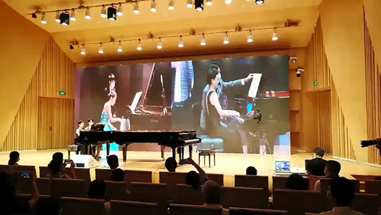 活动报道 | “科技助力，跨越时空”，小鹿纯子携手刘明康共享中日音乐盛宴